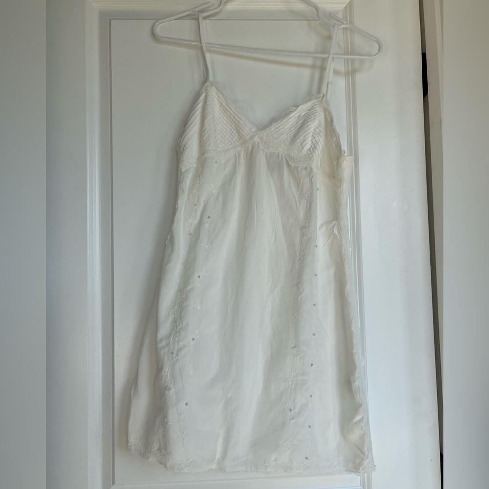 Zara Short Embroidered Dress White